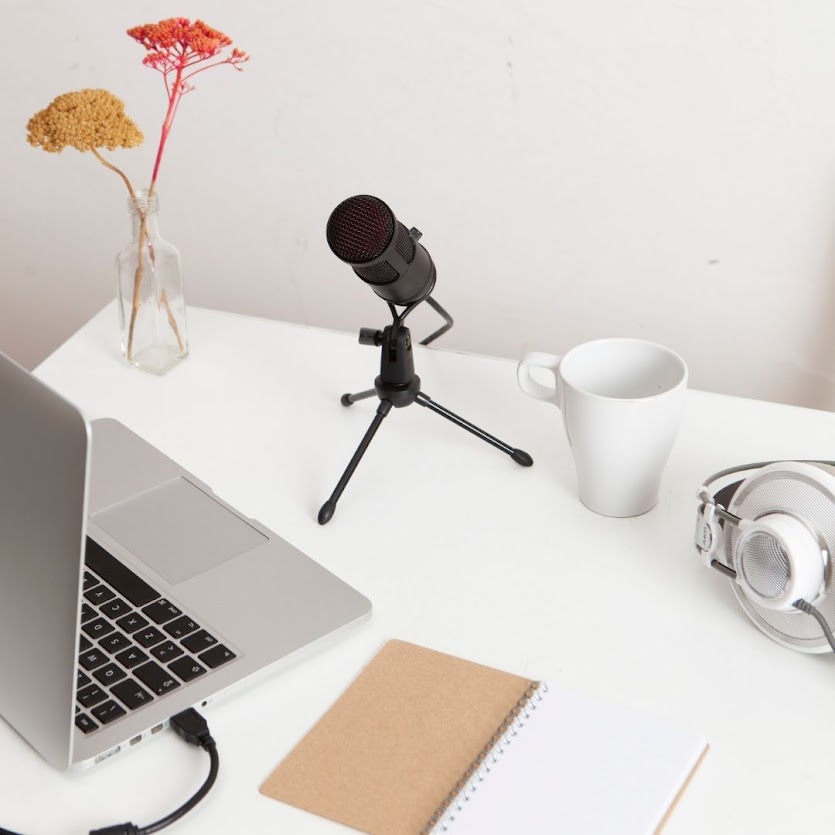 Why Every Business Owner Needs a Virtual Assistant in 2025
